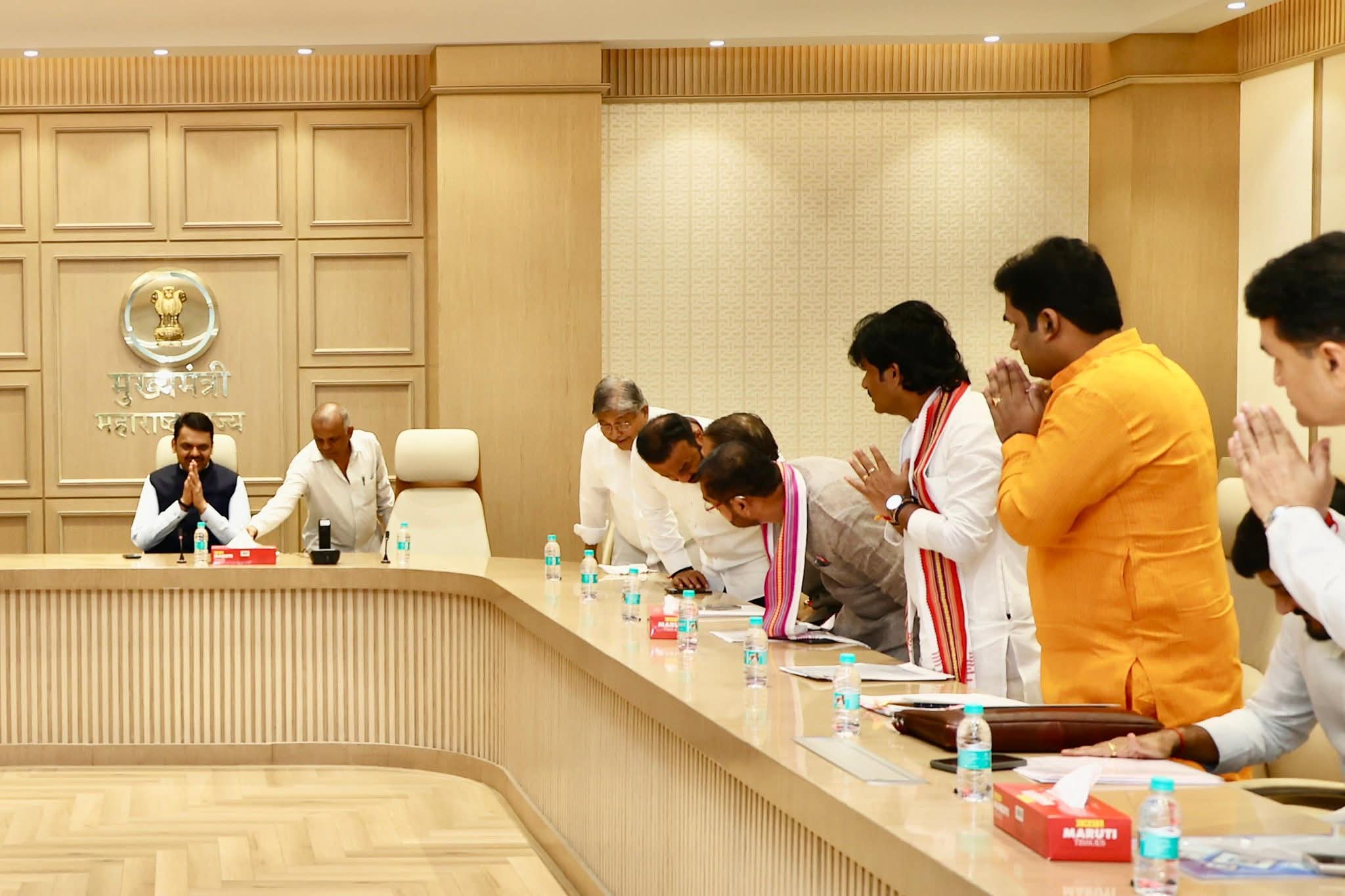 आयटी पार्क, पूर्वभागात नवे सुपर स्पेशलिटी हॉस्पिटल, ६० मीटर डीपी रोडसह शहर विकासाच्या १३ कामांच्या पूर्ततेची मागणी
