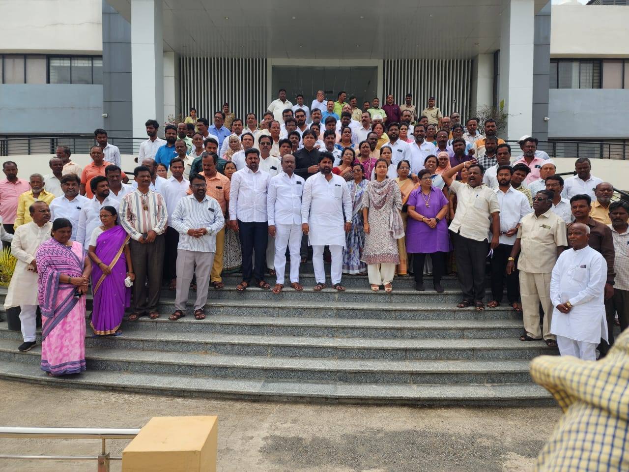 जनसुरक्षा कायद्याच्या नावाखाली अघोषित आणीबाणीच : खासदार प्रणिती शिंदे