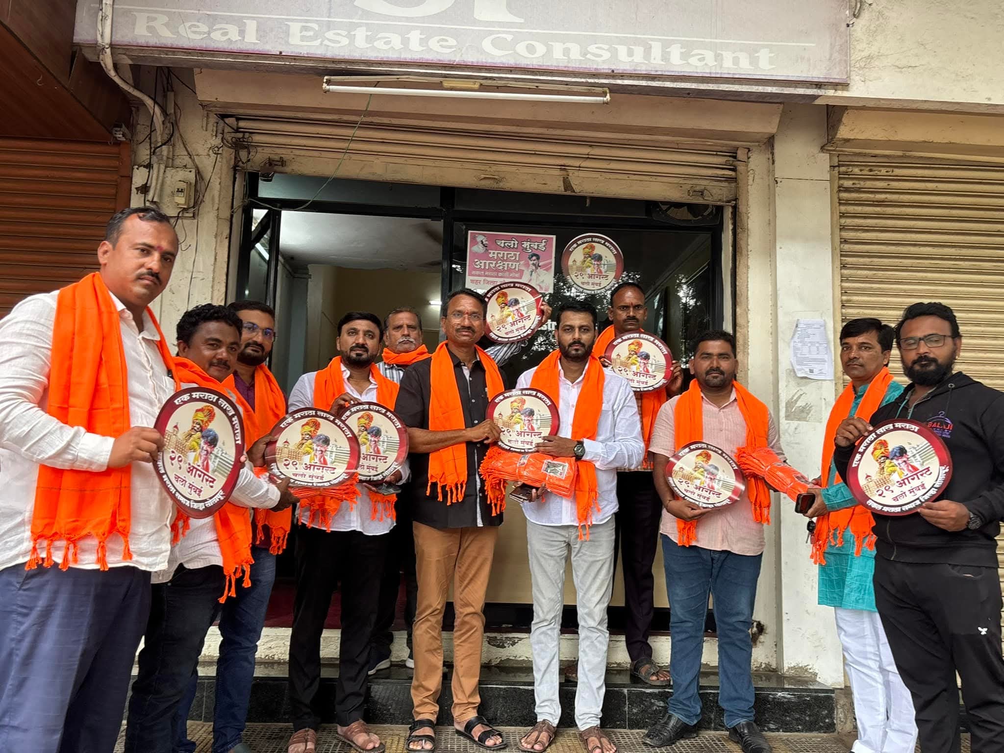 मराठा आरक्षणासाठी सोलापूरकरांचा ताफा सज्ज;उद्या सकाळी दहा वाजता मुंबईकडे कूच 