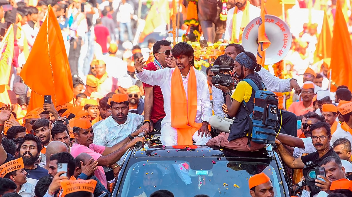 मराठा समाजाचा ऐतिहासिक विजय : जरांगे पाटलांच्या लढ्याला सरकारचा मोठा प्रतिसाद