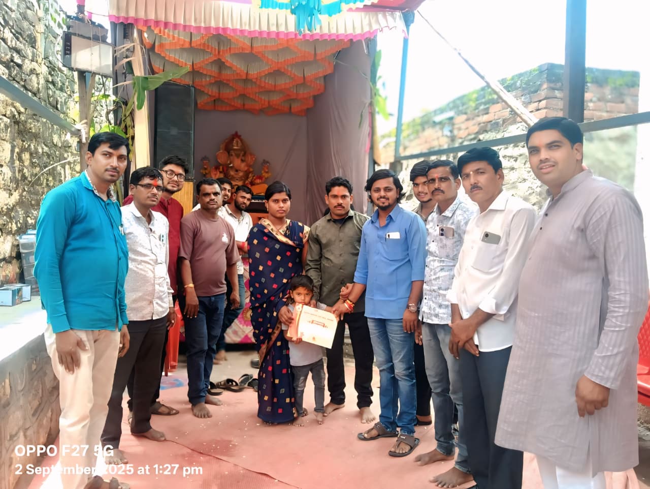 छत्रपती धर्मवीर संभाजी गणेशोत्सव तरूण मंडळ आयोजित रक्तदान शिबारास उत्स्फुर्त प्रतिसाद ; ६३ रक्तदात्यांनी केले रक्तदान