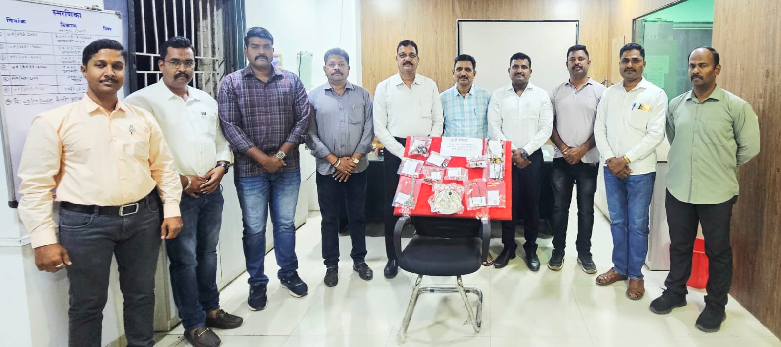 दिवसा घरफोडी करणारे चतुर चोरटे शेवटी सापळ्यात – गुन्हे शाखेची धडाकेबाज कारवाई