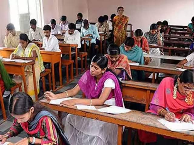 शिक्षक पात्रता (MAHA TET) परीक्षा  केंद्राच्या 100 मिटर परिसरात बंदी आदेश