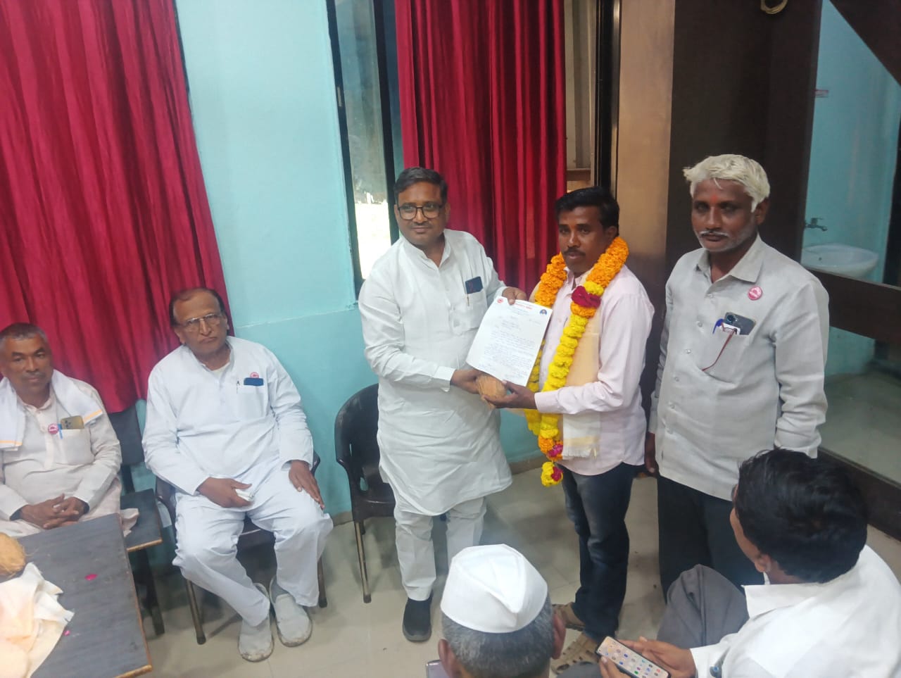 शेतकरी संघटनेच्या जिल्हा प्रमुखपदी गिरमला धर्मण्णा गुरव यांची नियुक्ती...  